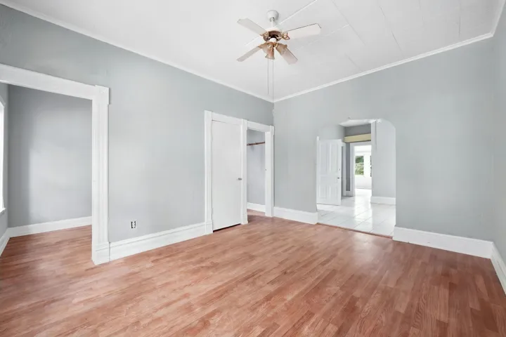 780