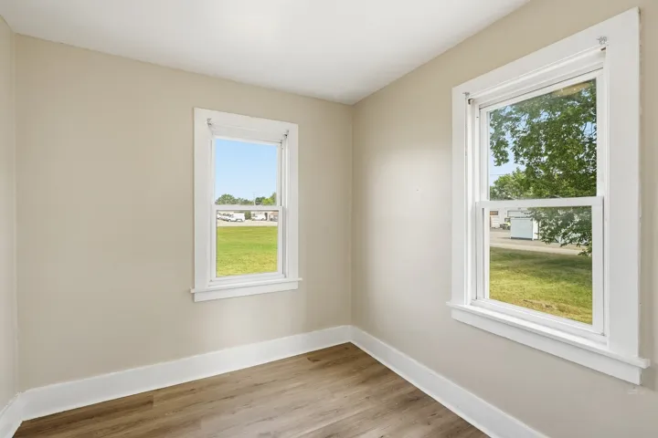 780