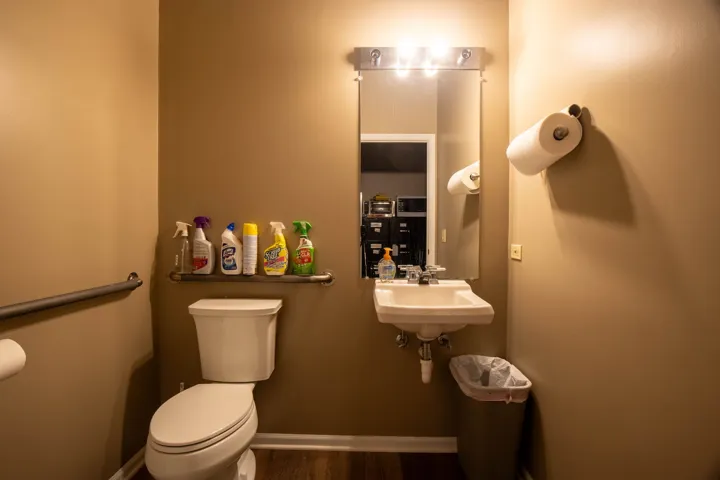 780