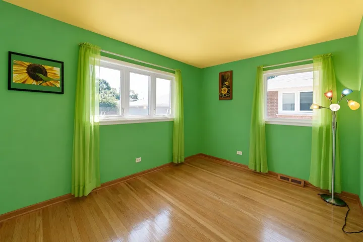 780