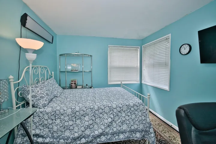 780