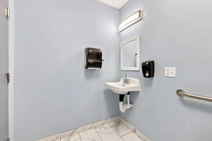 780