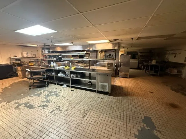 780