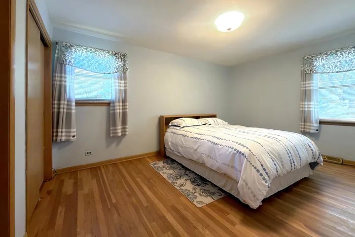 780