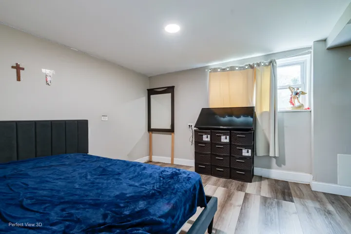 780