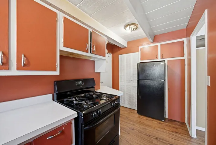 780