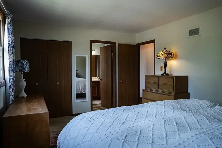 780