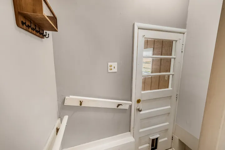 780