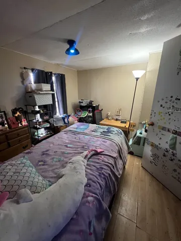 780