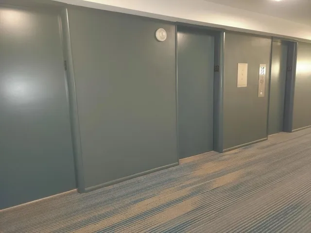 780