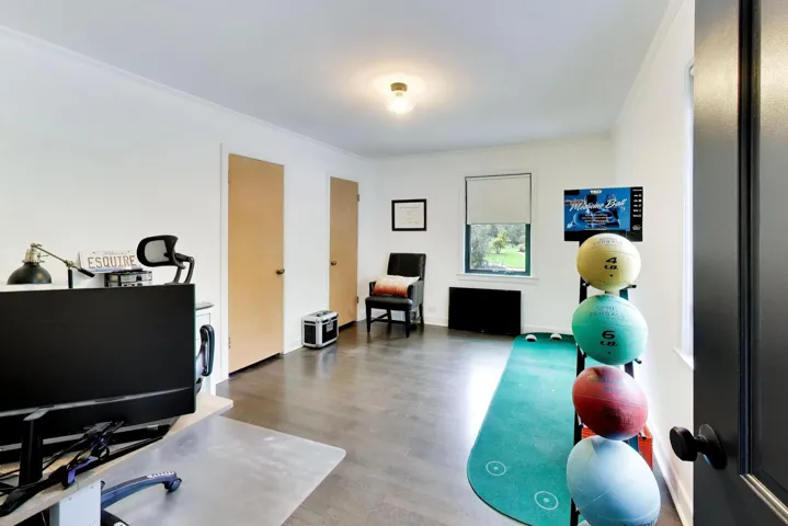 780