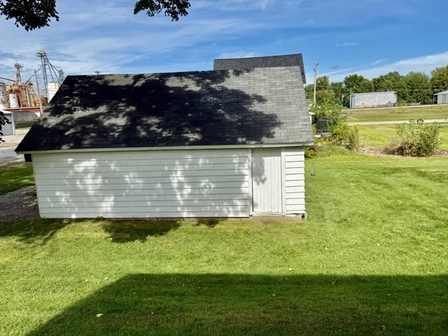 780