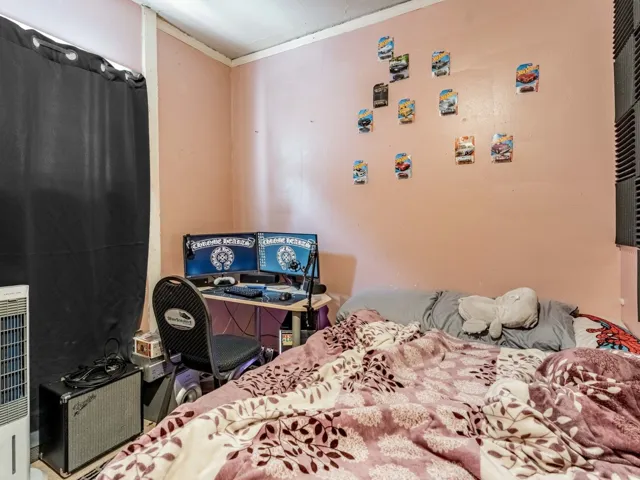 780
