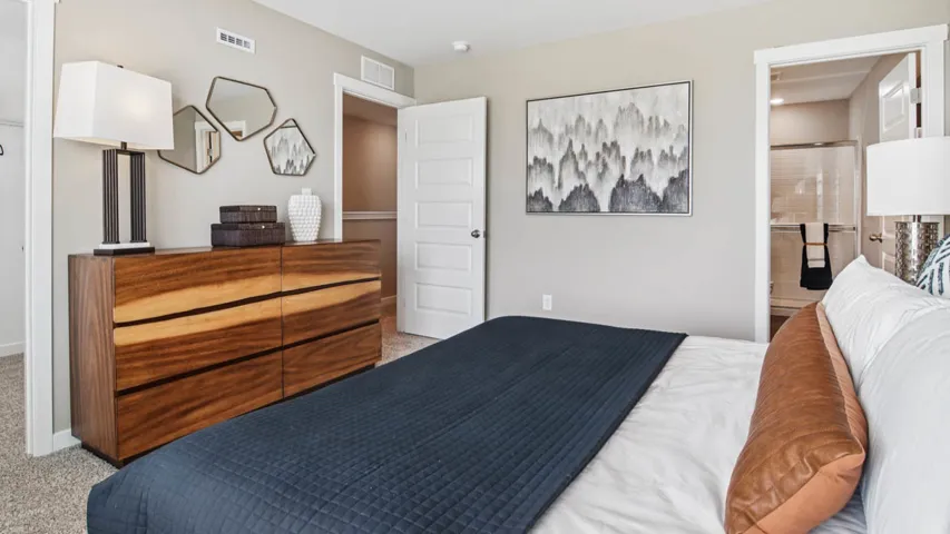 780
