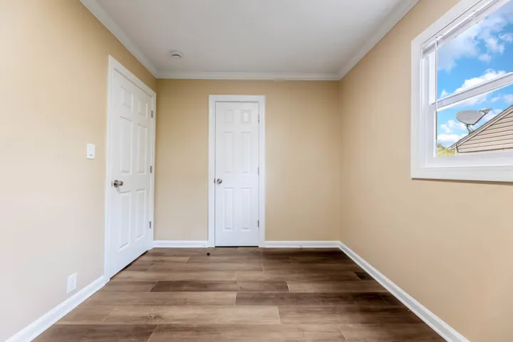 780
