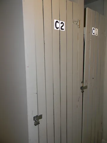 780
