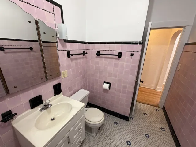780