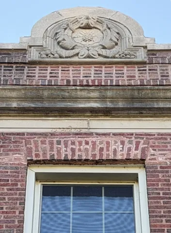 780