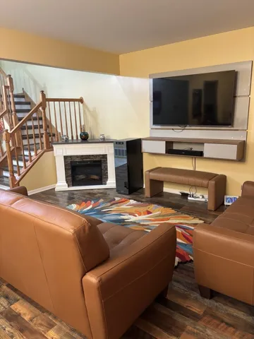 780