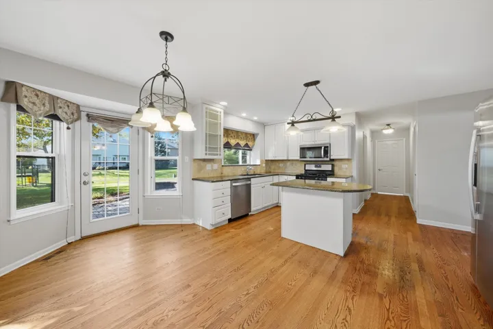780