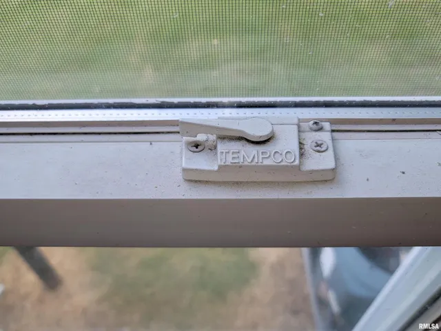 780