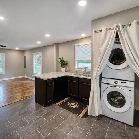 780