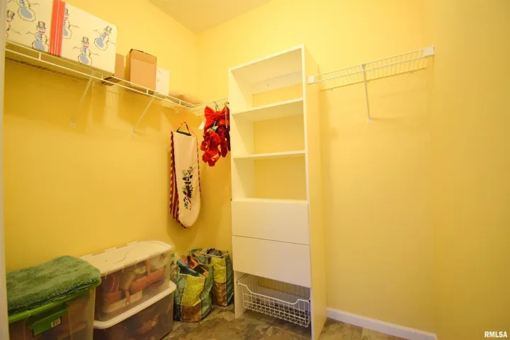 780