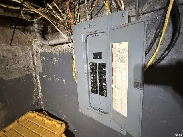 780