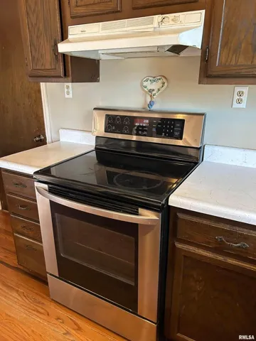 780