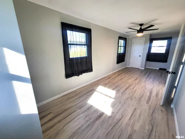 780