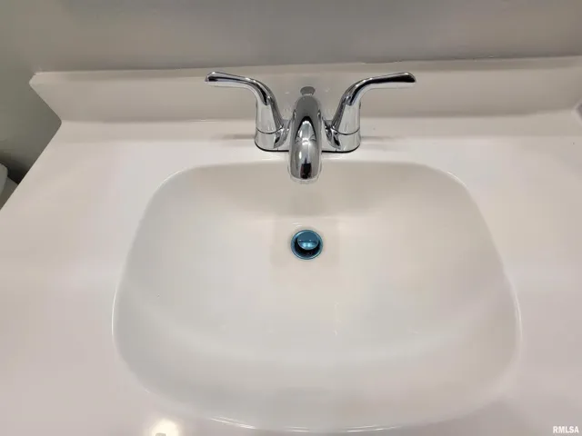 780