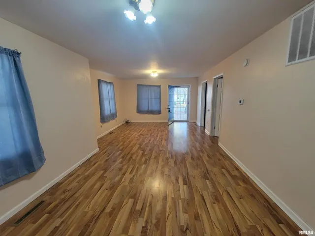 780