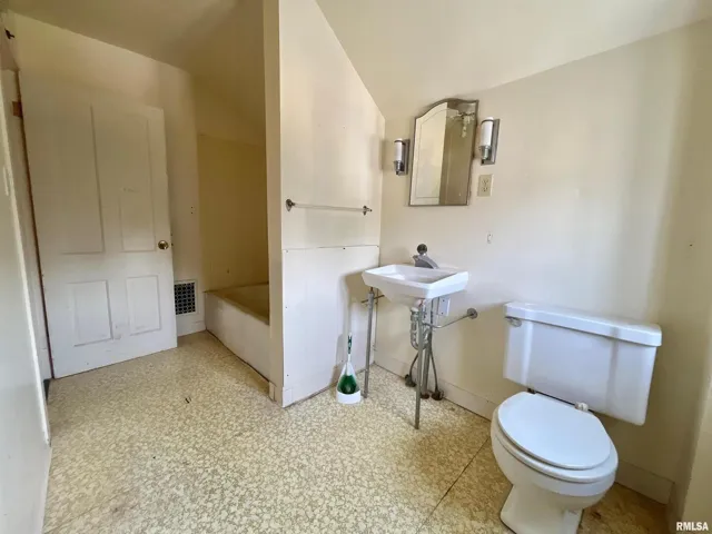 780