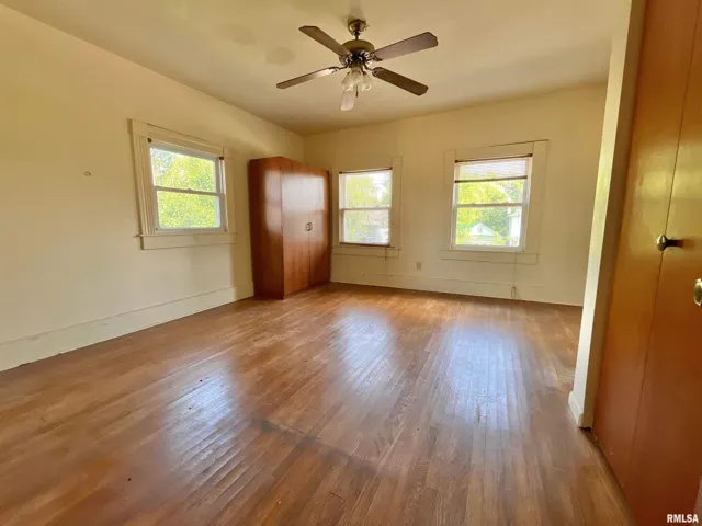780