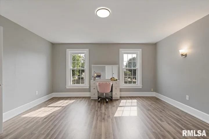 780