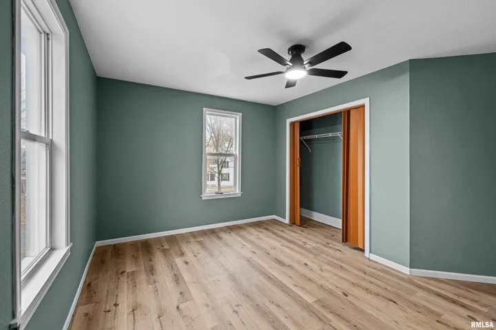 780