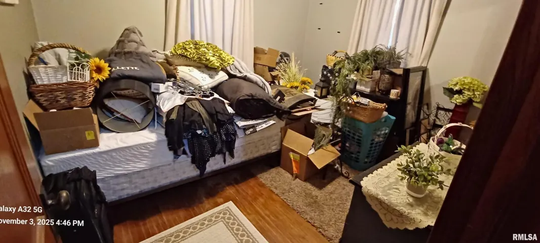 780