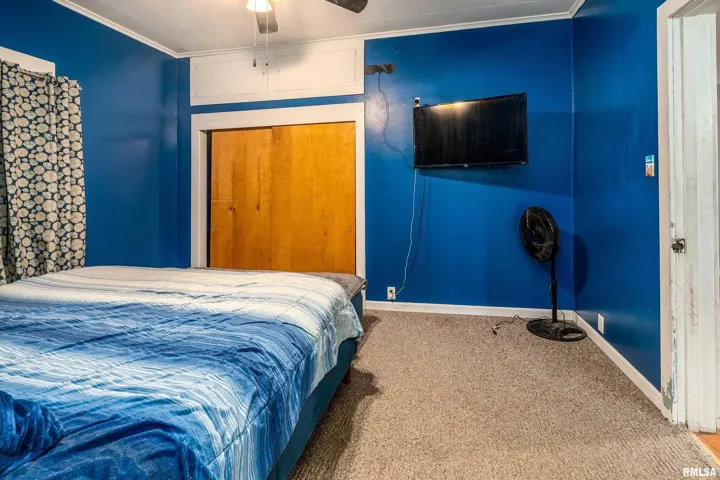 780
