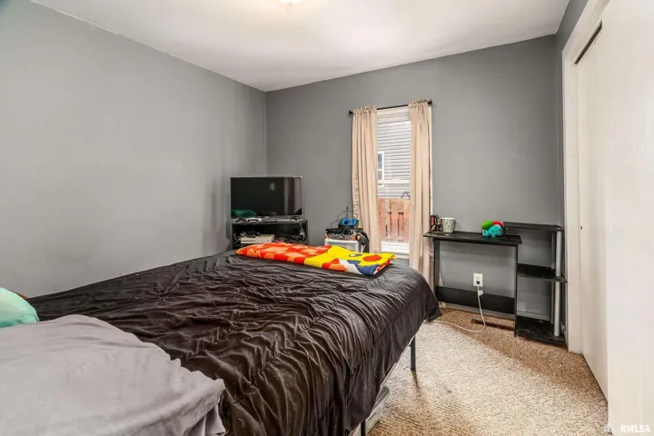 780