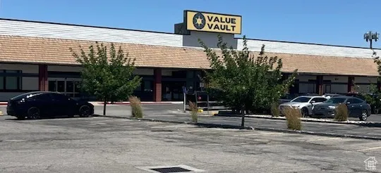 Anchor Tenant