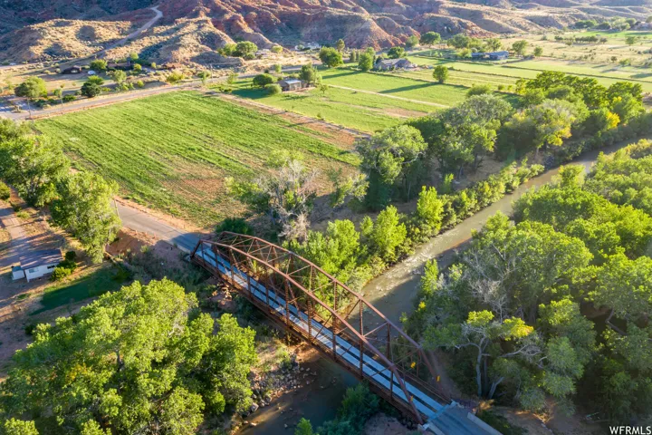 250 S Bridge Rd, Rockville, Utah 84763