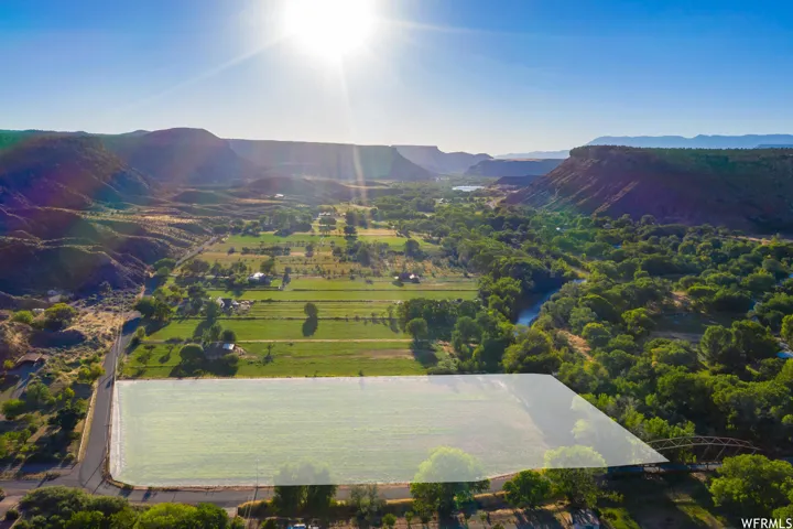 250 S Bridge Rd, Rockville, Utah 84763