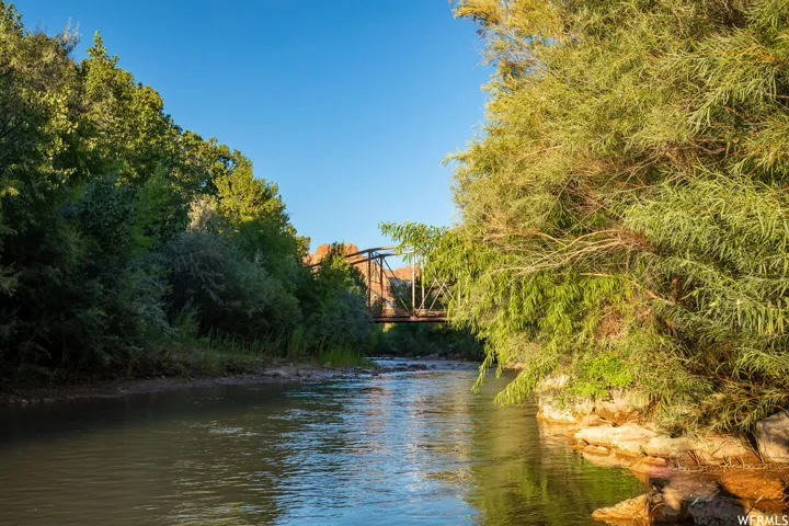 250 S Bridge Rd, Rockville, Utah 84763