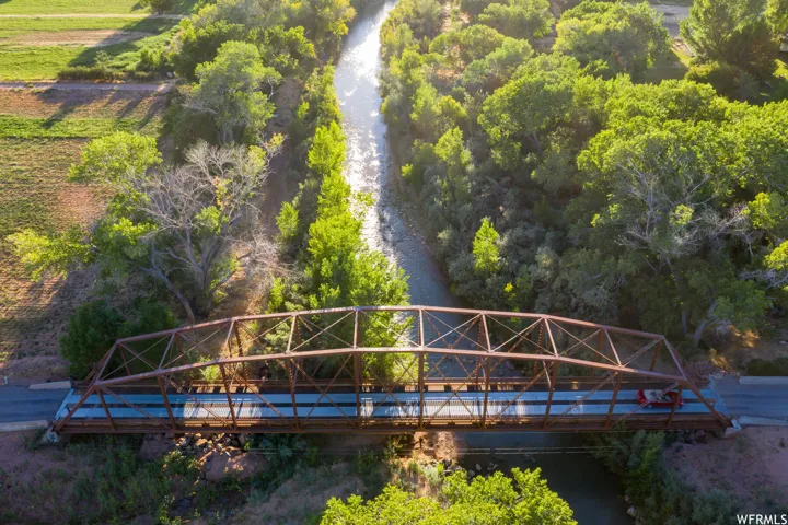 250 S Bridge Rd, Rockville, Utah 84763