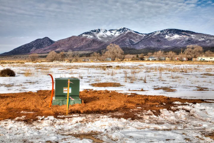 17 Dean Ct, La Sal, Utah 84530