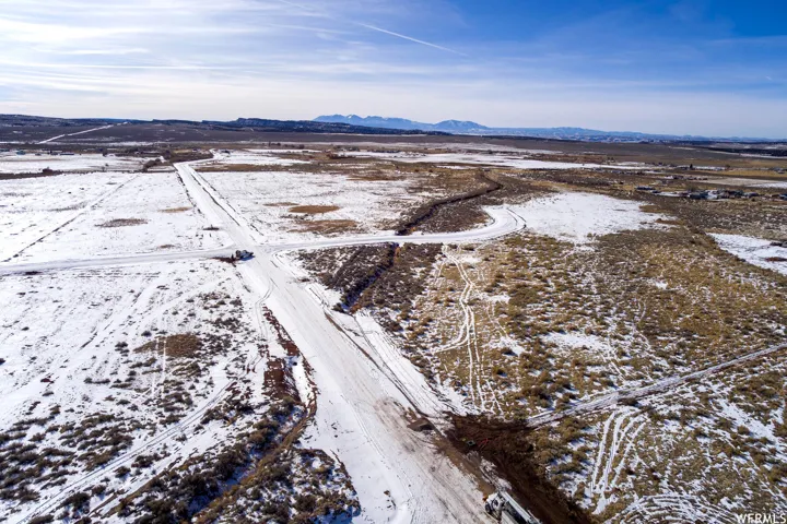 17 Dean Ct, La Sal, Utah 84530