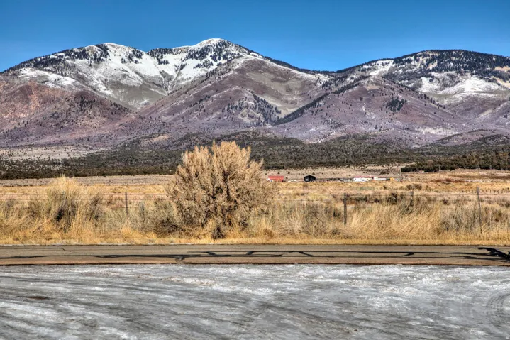 16 Dean Ct, La Sal, Utah 84530