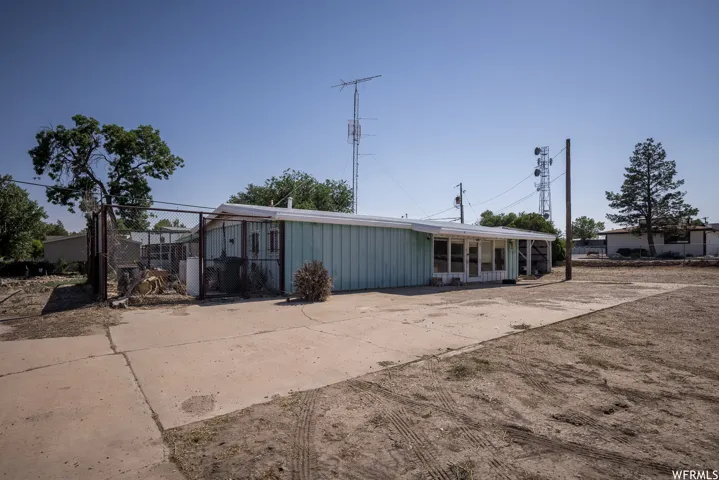 15 W Main St, Green River, Utah 84525