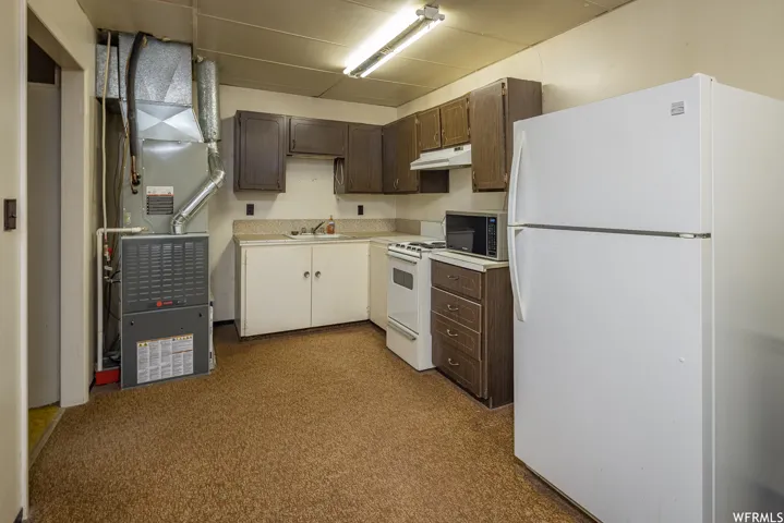 15 W Main St, Green River, Utah 84525