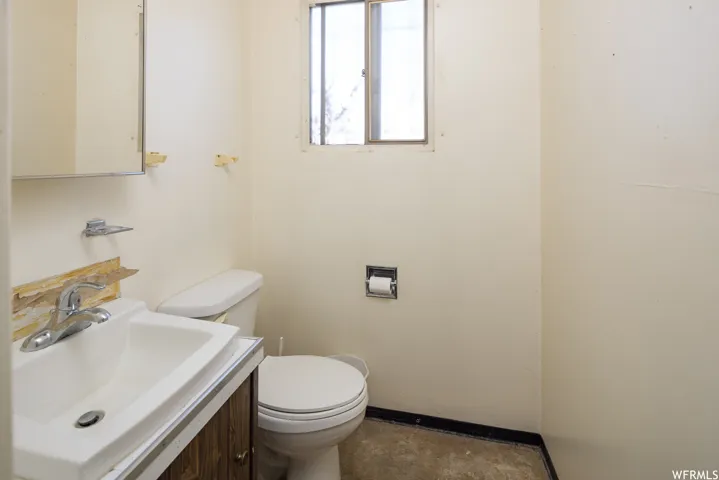 15 W Main St, Green River, Utah 84525